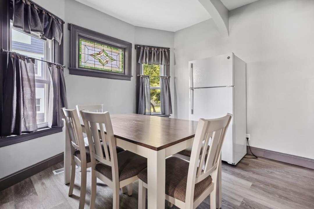 Spacious 6Br 2Ba Minutes For The Falls & Casino Niagarawatervallen Buitenkant foto