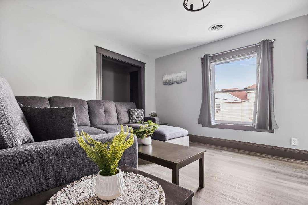 Spacious 6Br 2Ba Minutes For The Falls & Casino Niagarawatervallen Buitenkant foto