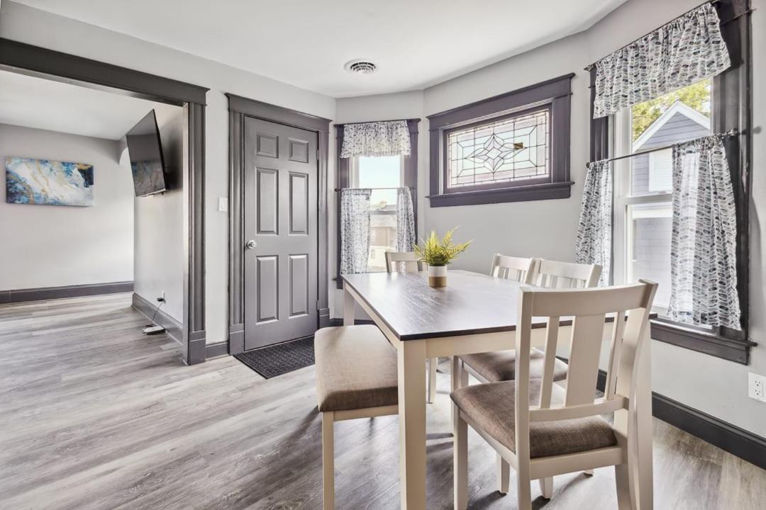 Spacious 6Br 2Ba Minutes For The Falls & Casino Niagarawatervallen Buitenkant foto