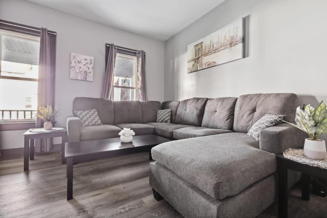 Spacious 6Br 2Ba Minutes For The Falls & Casino Niagarawatervallen Buitenkant foto