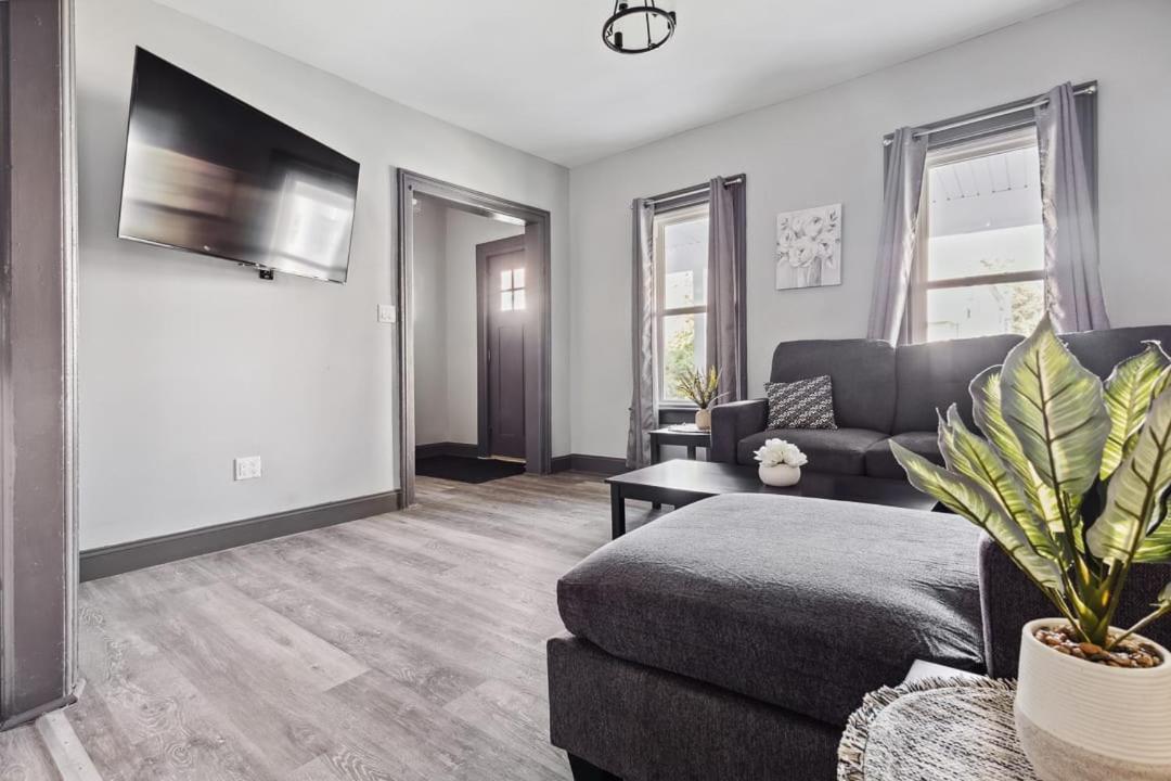 Spacious 6Br 2Ba Minutes For The Falls & Casino Niagarawatervallen Buitenkant foto